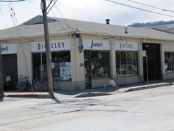 Picture of the entrance Joselyn’s Bicycles